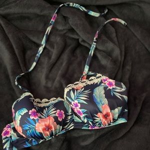 Swimsuit top